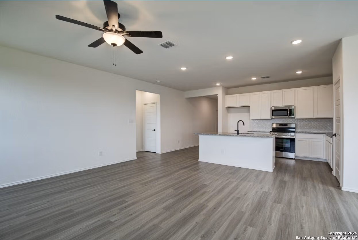 309 Jills Path Seguin TX 78155