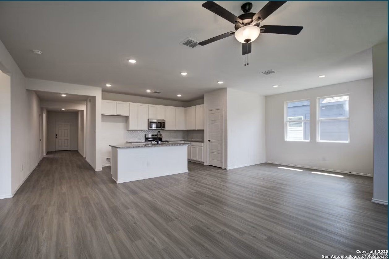 309 Jills Path Seguin TX 78155