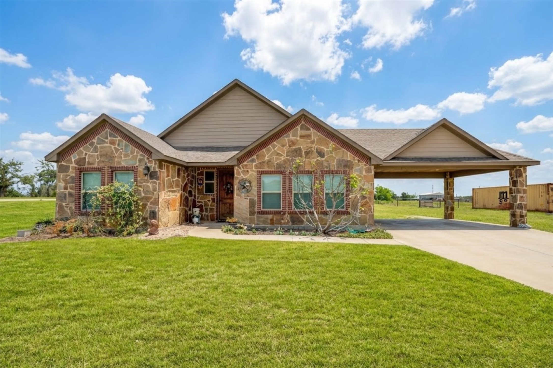231 Orduna Street Trenton TX 75490