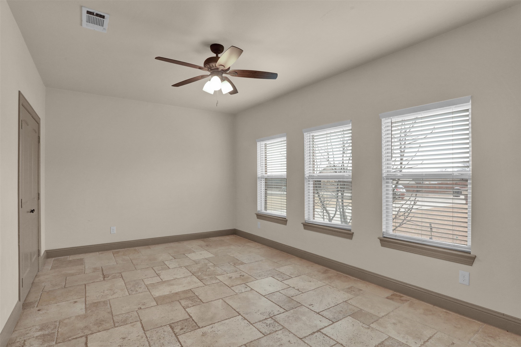 231 Orduna Street Trenton TX 75490