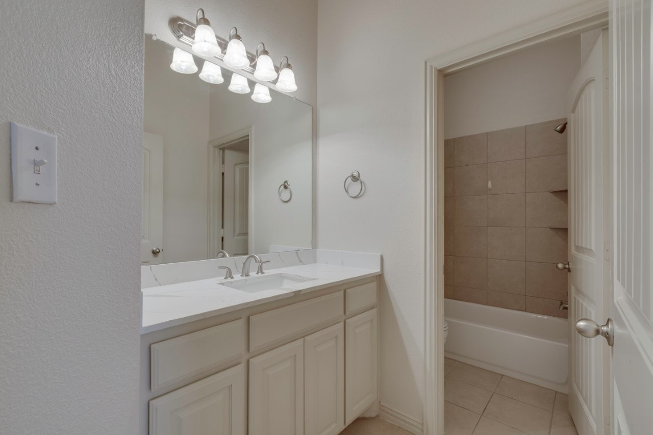 3500 Stampede Drive Garland TX 75044