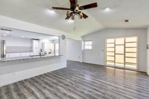 2102 Aspen Lane Garland TX 75044