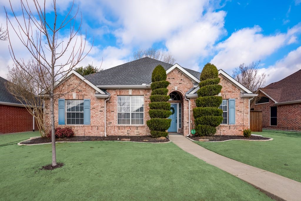 3865 Gillespie Drive Carrollton TX 75010