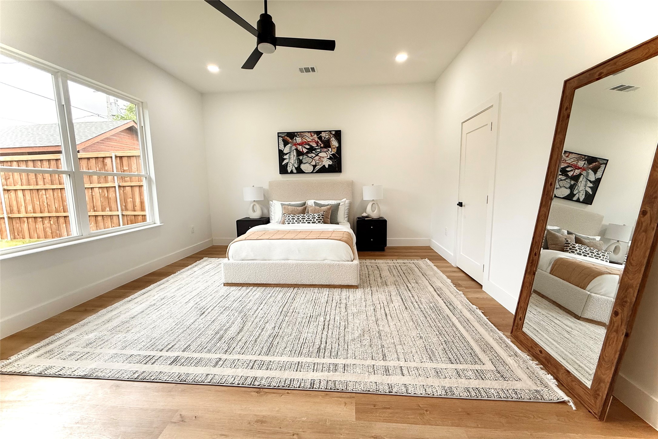 2950 Sundial Drive Dallas TX 75229