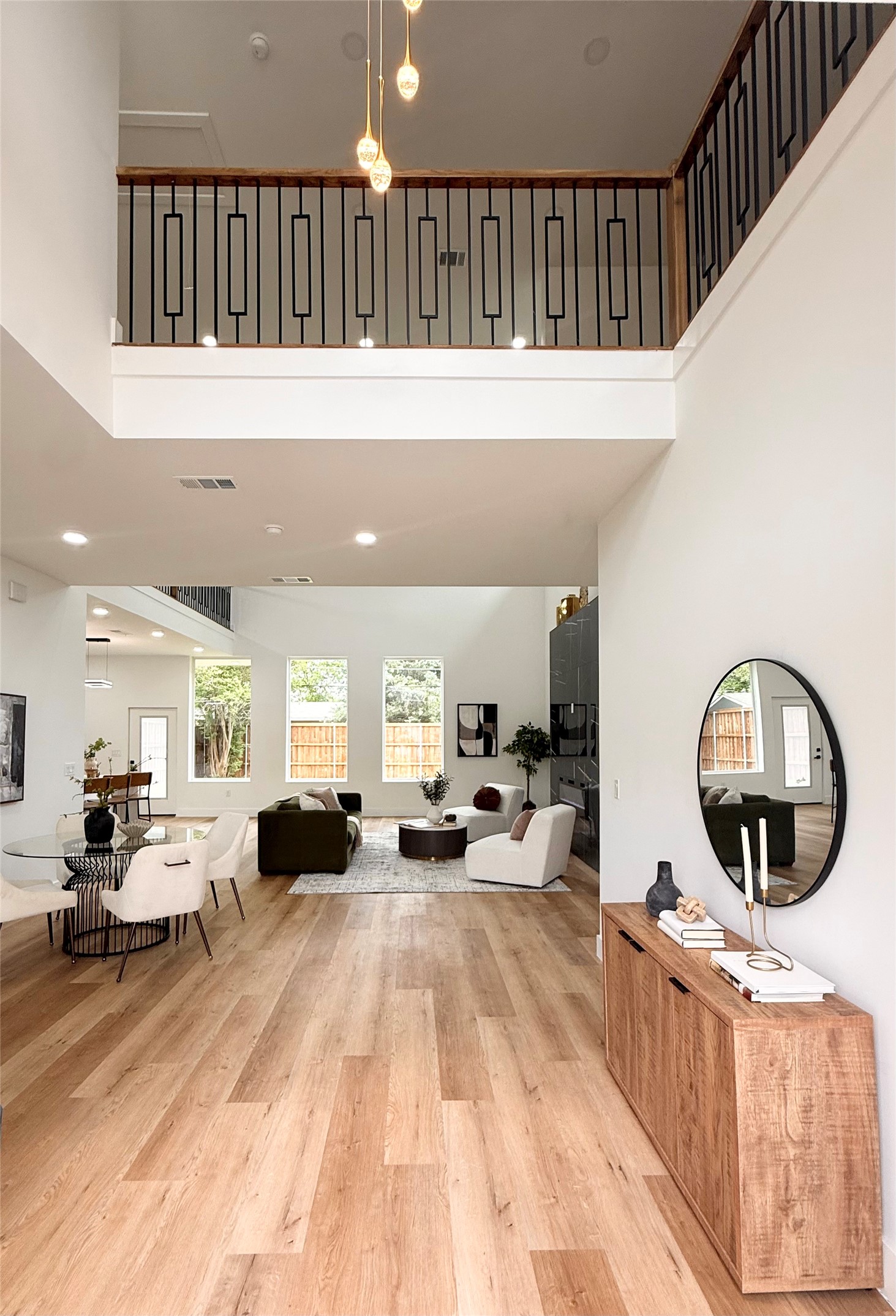 2950 Sundial Drive Dallas TX 75229