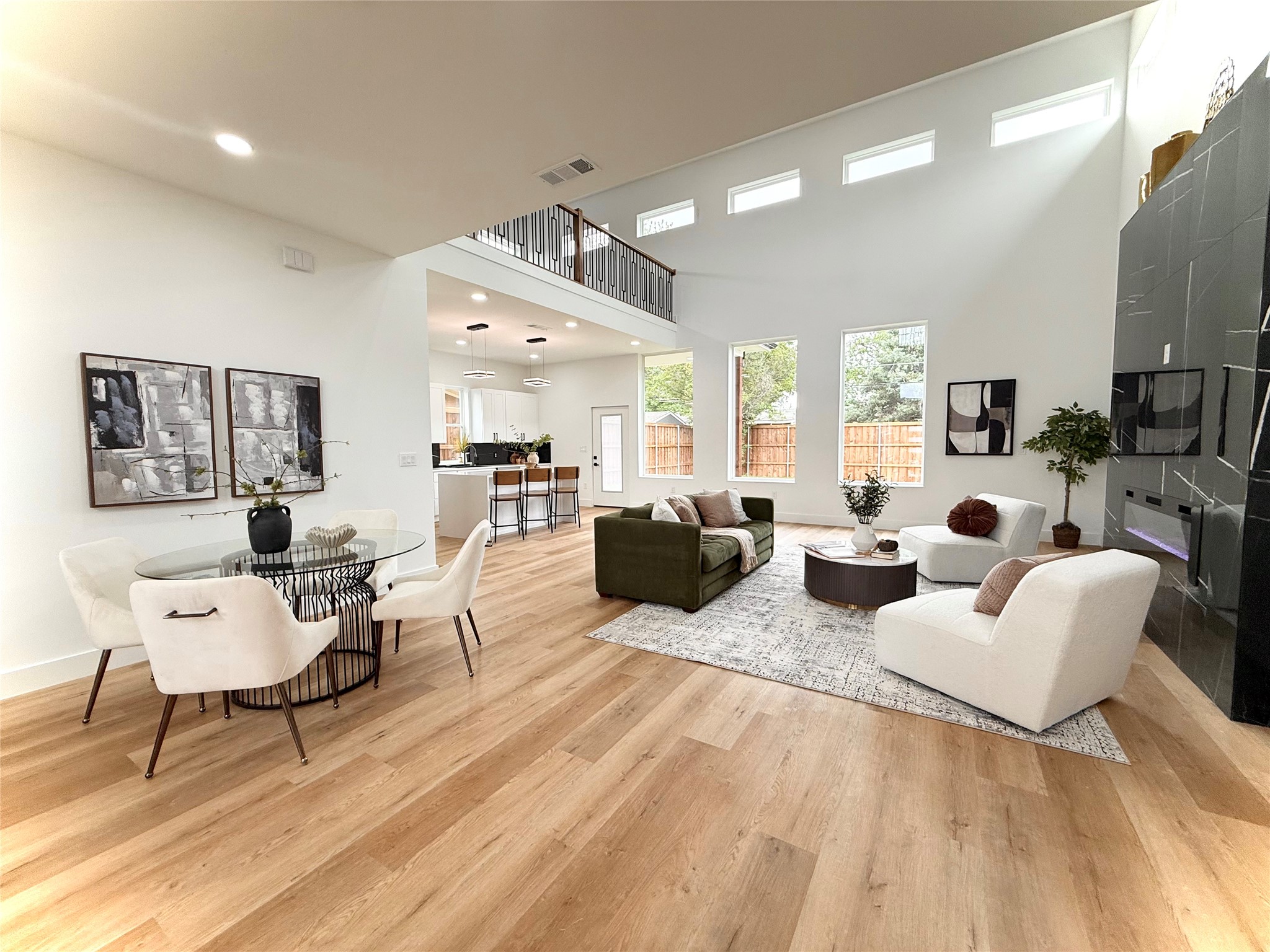 2950 Sundial Drive Dallas TX 75229