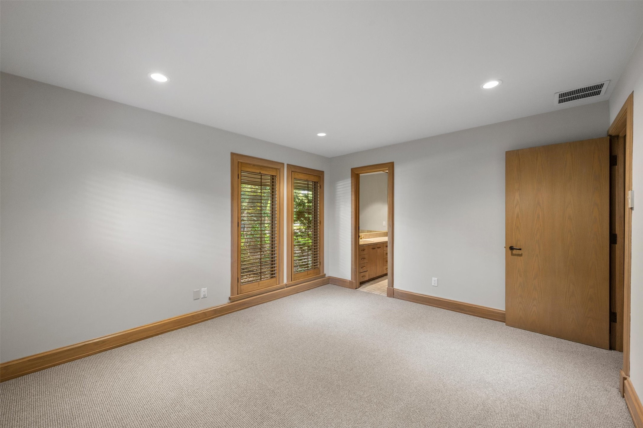 3909 Courtshire Drive Dallas TX 75229