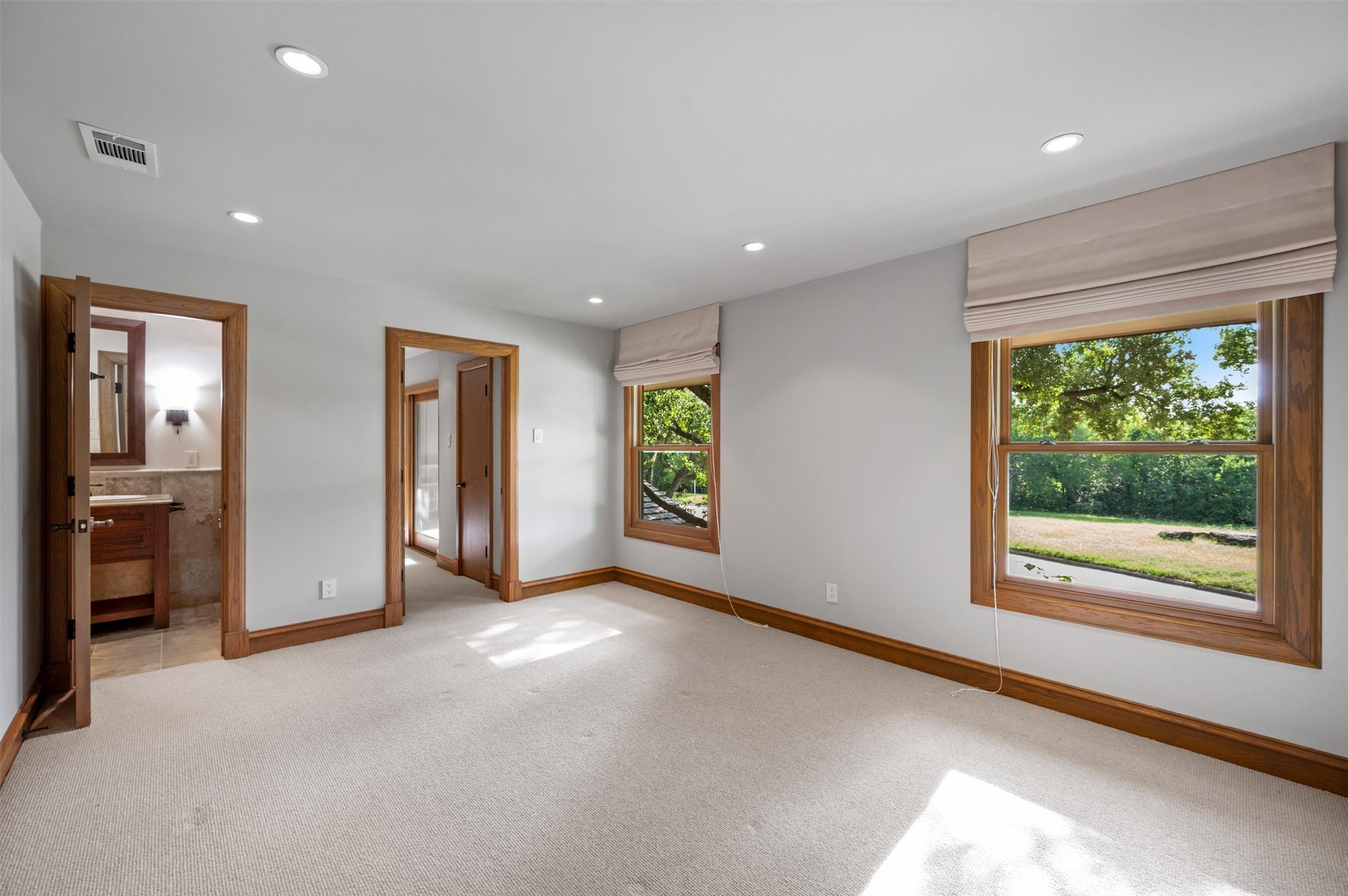 3909 Courtshire Drive Dallas TX 75229