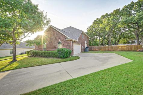 3002 Oaklawn Court Arlington TX 76001