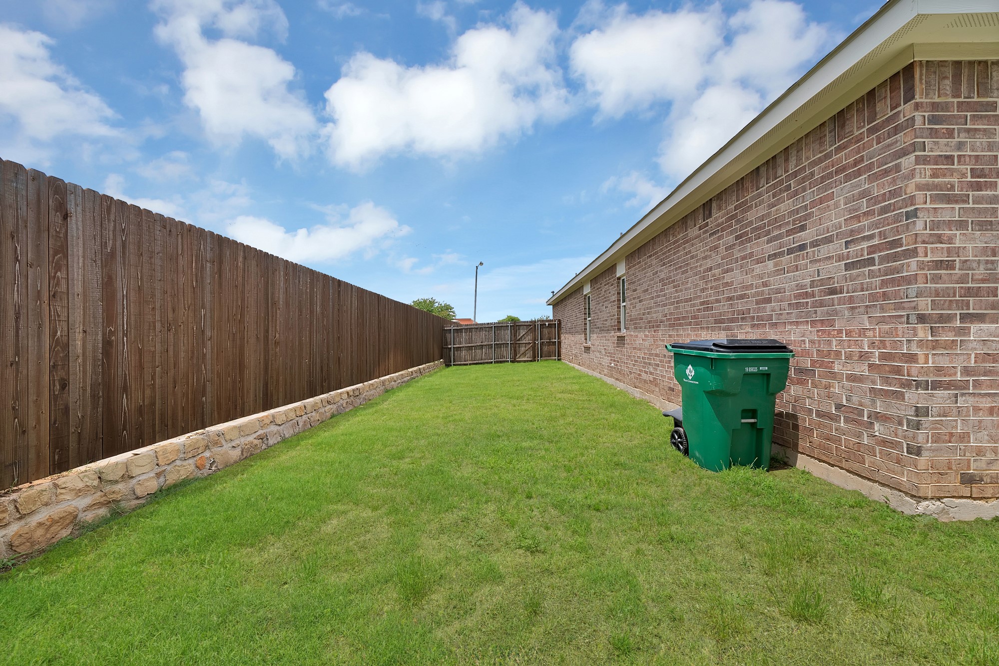 19 Cherryridge Drive Edgecliff Village TX 76134