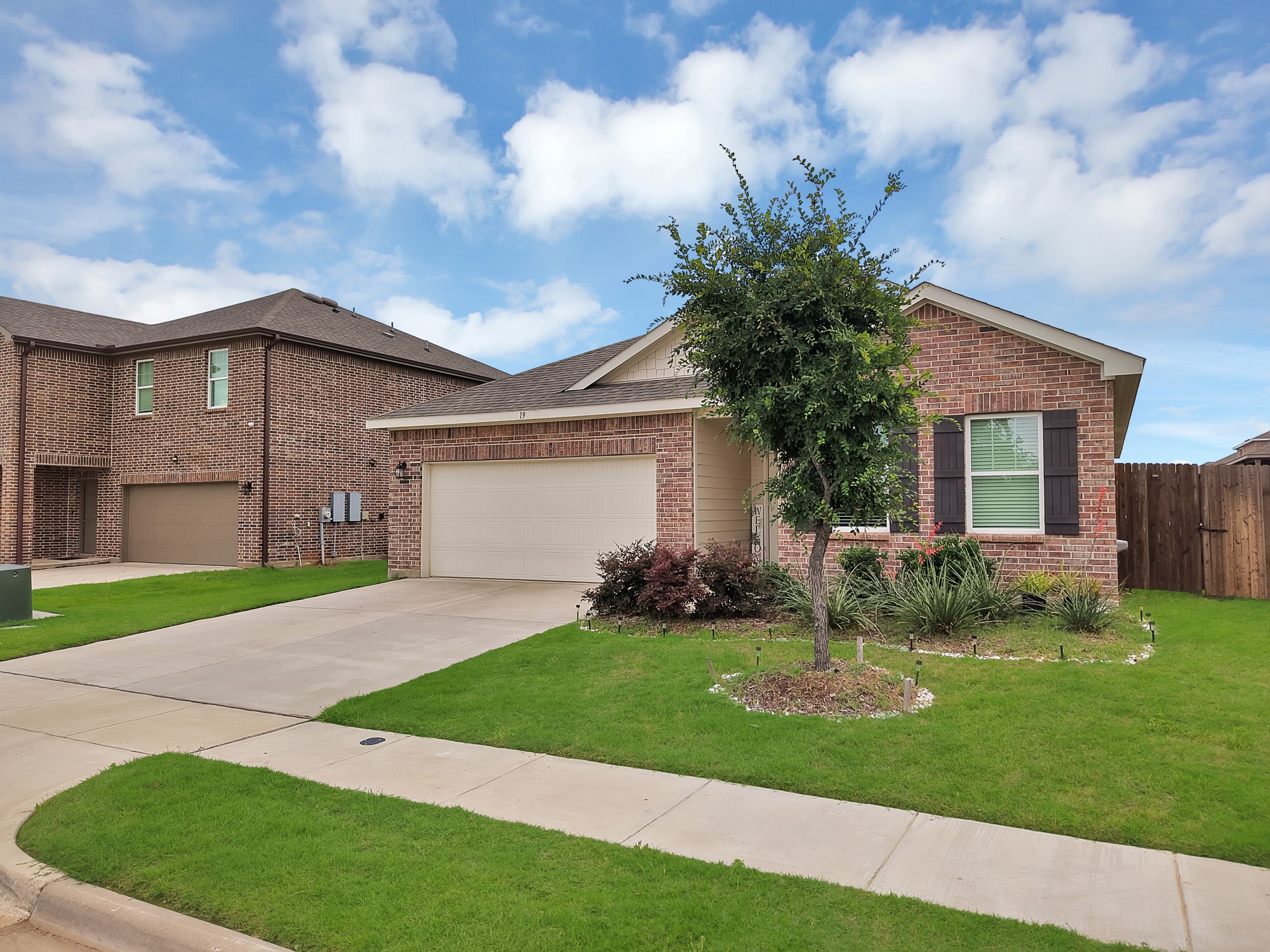 19 Cherryridge Drive Edgecliff Village TX 76134