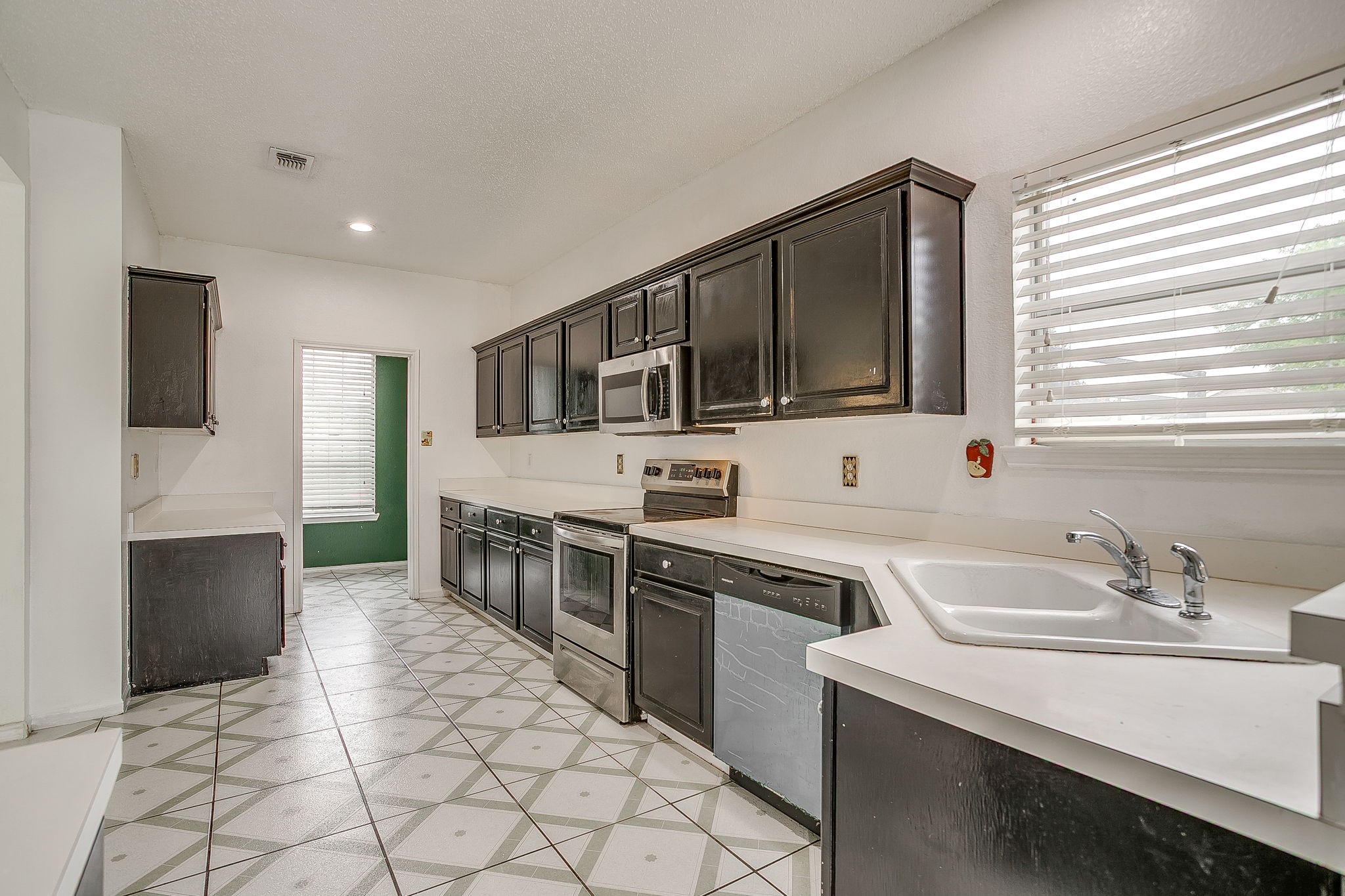 8601 Garden Springs Drive Fort Worth TX 76123
