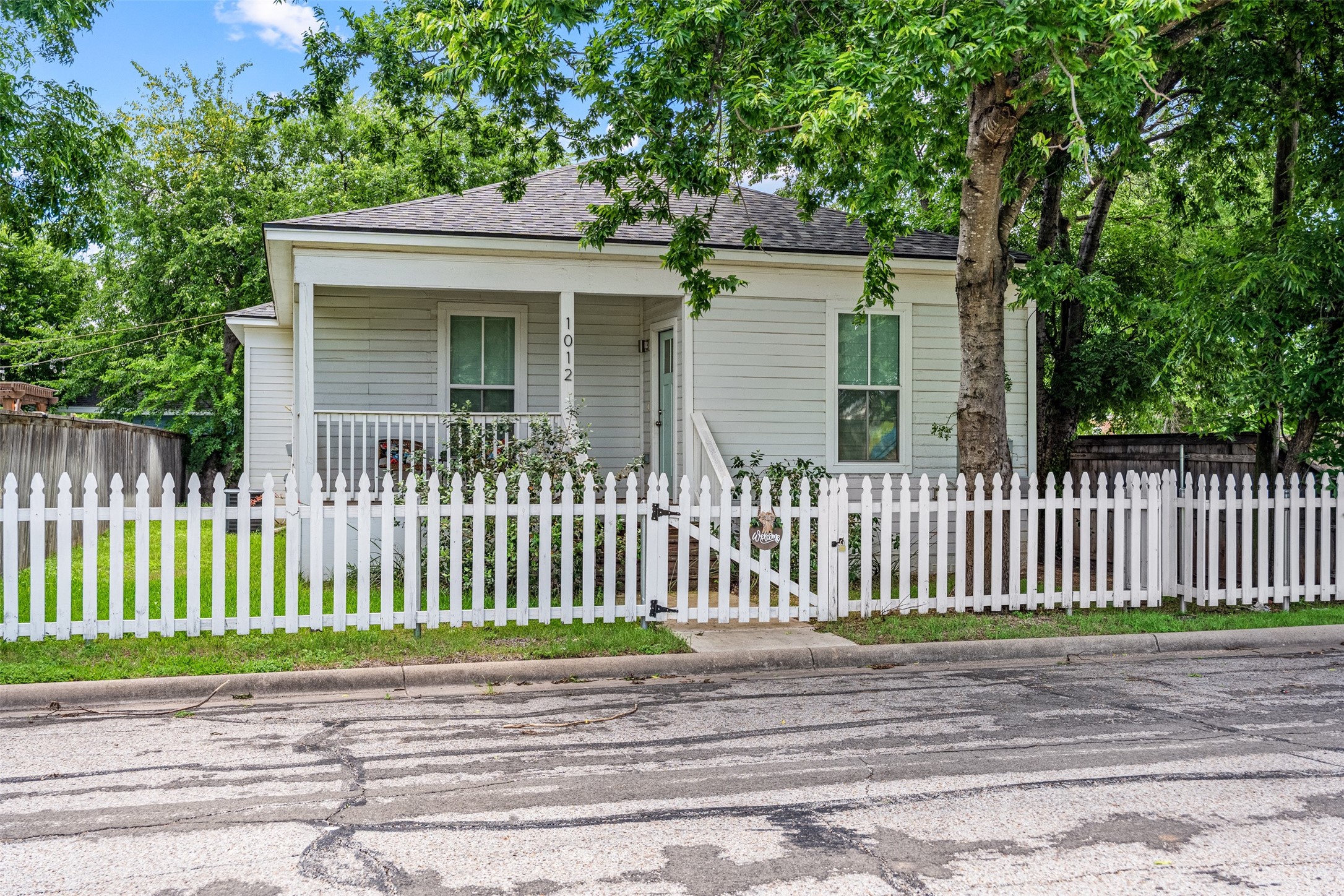 1012 Burnett Avenue Waco TX 76706
