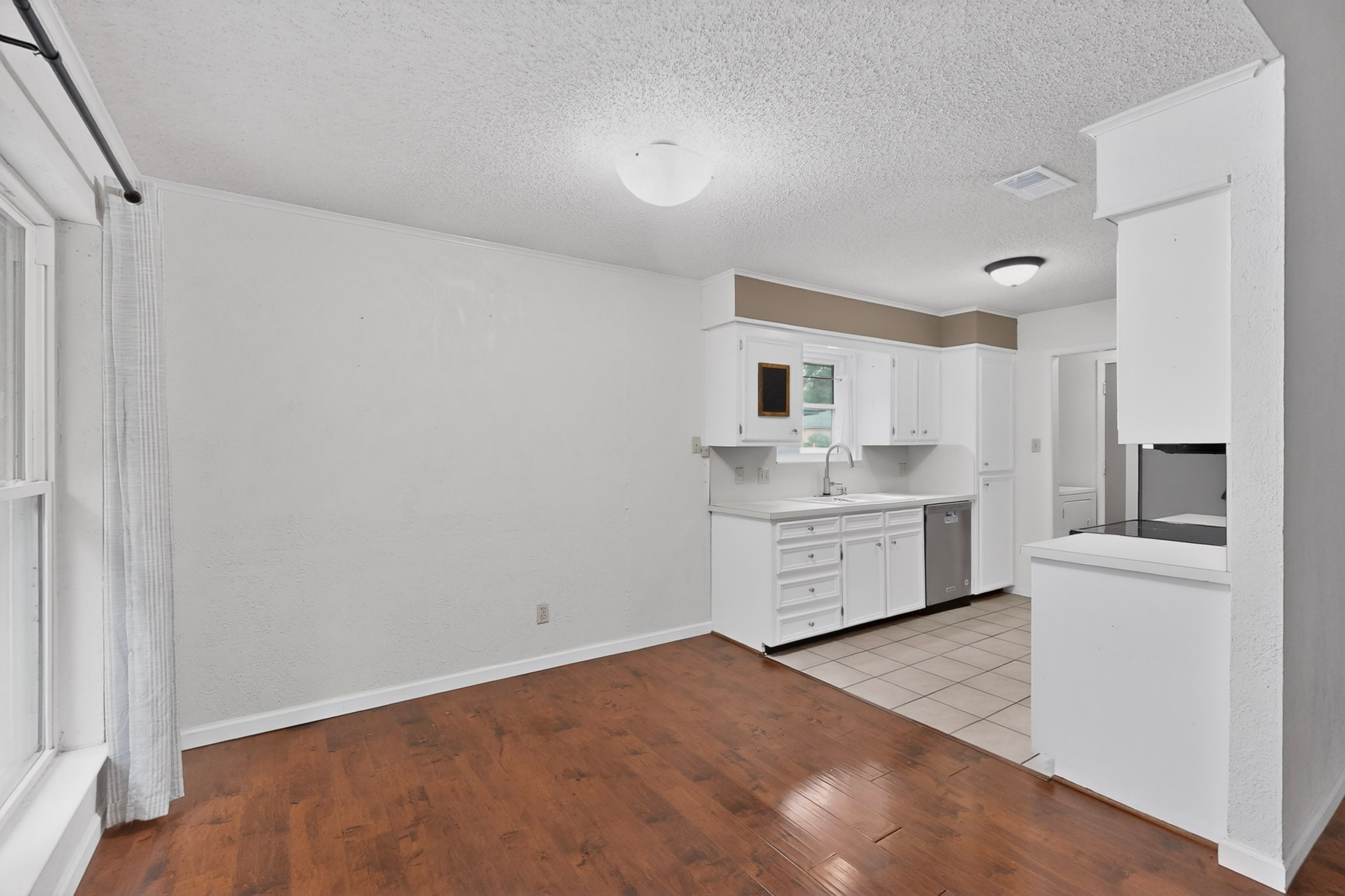 424 Ferenz Avenue Crowley TX 76036