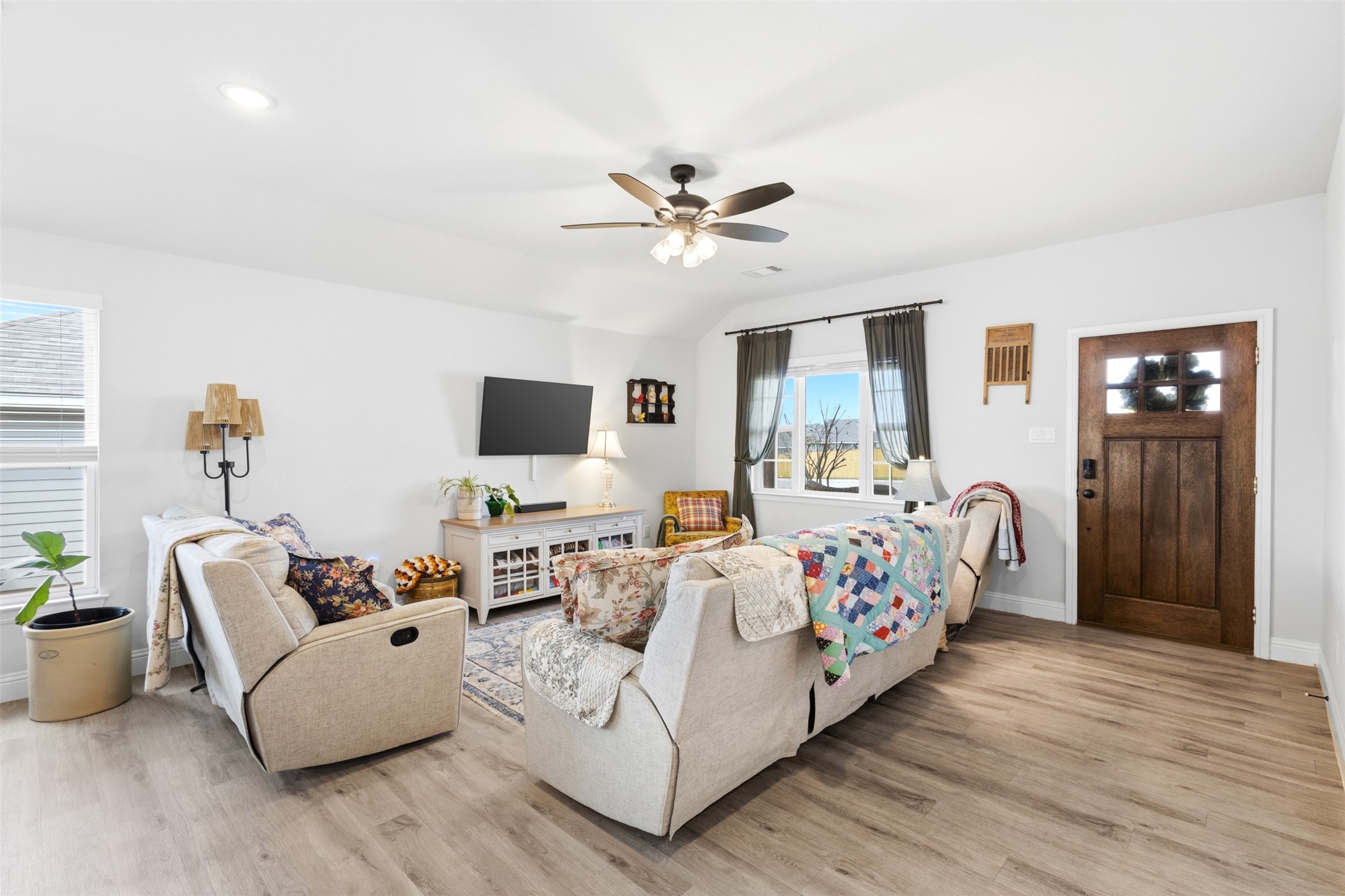 103 Olivia Street Hillsboro TX 76645