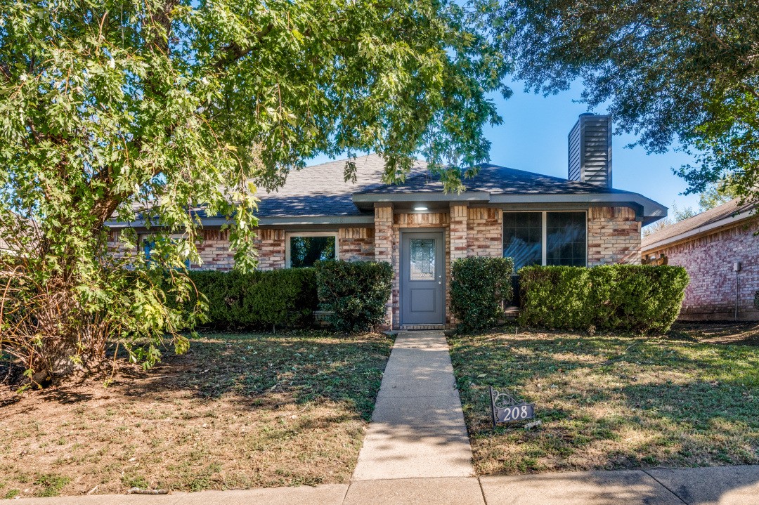 208 Wedgewood Lane Cedar Hill TX 75104
