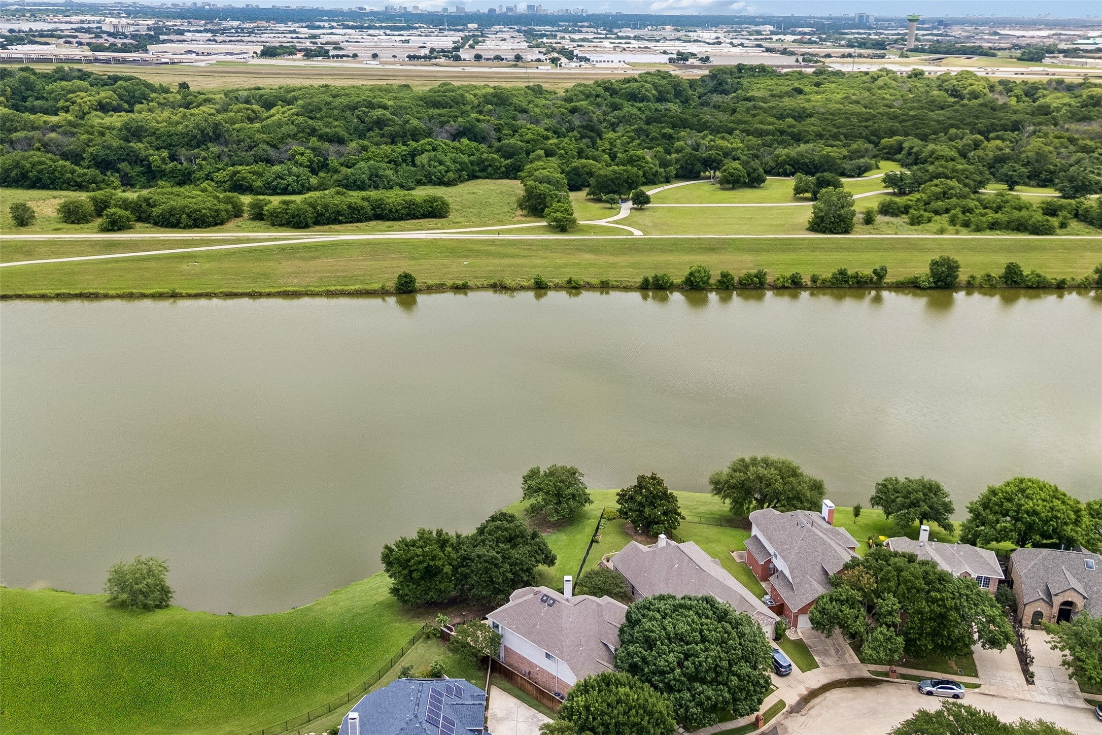 9014 Crown Point Circle Irving TX 75063