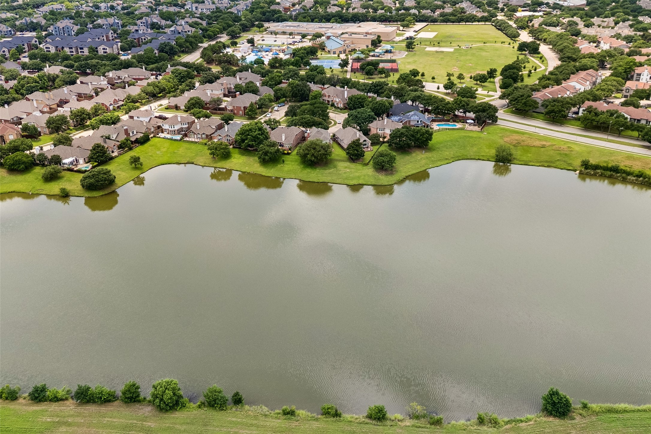 9014 Crown Point Circle Irving TX 75063