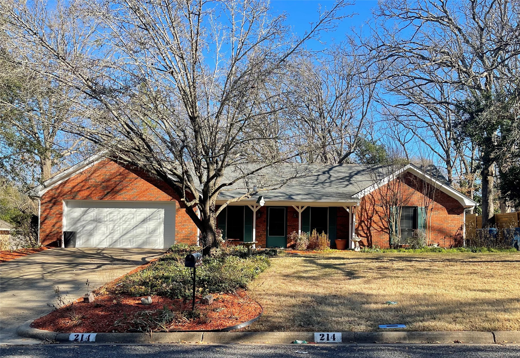 214 Guadalupe Drive Athens TX 75751
