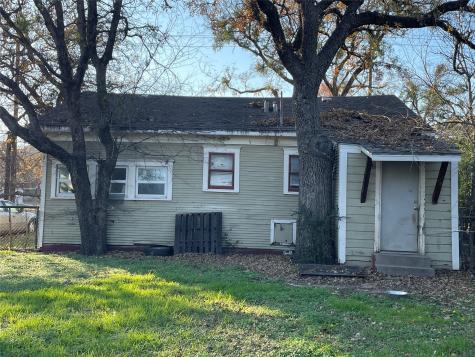 1402 NW 3rd Avenue Mineral Wells TX 76067