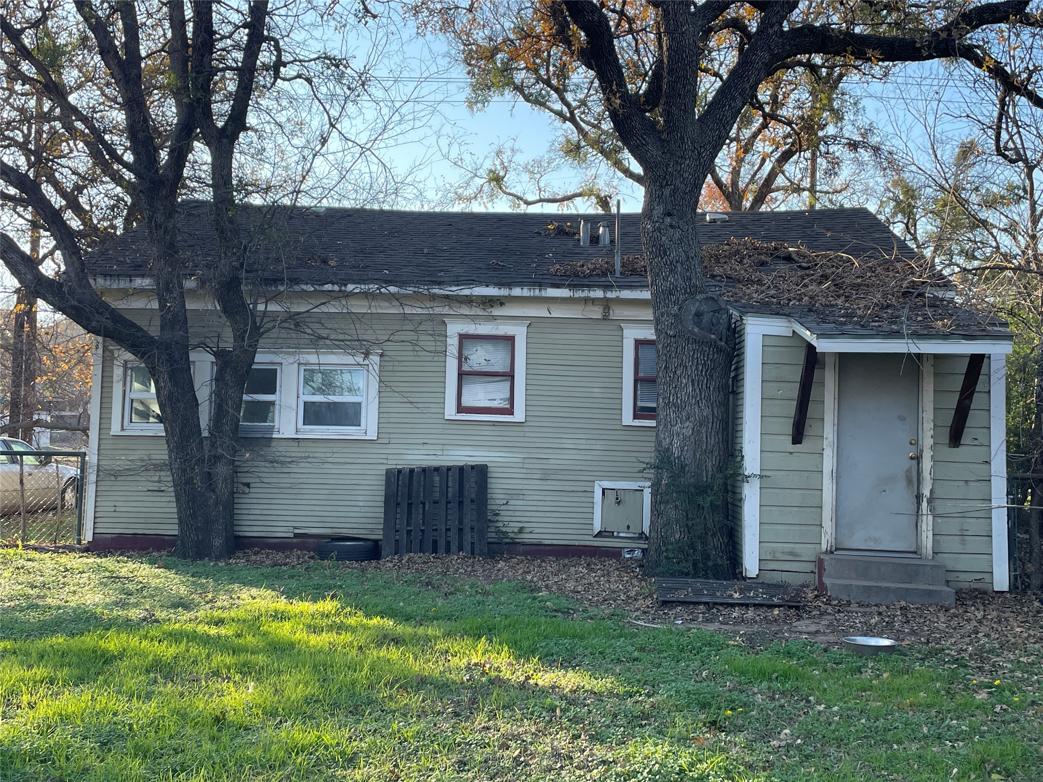 1402 NW 3rd Avenue Mineral Wells TX 76067