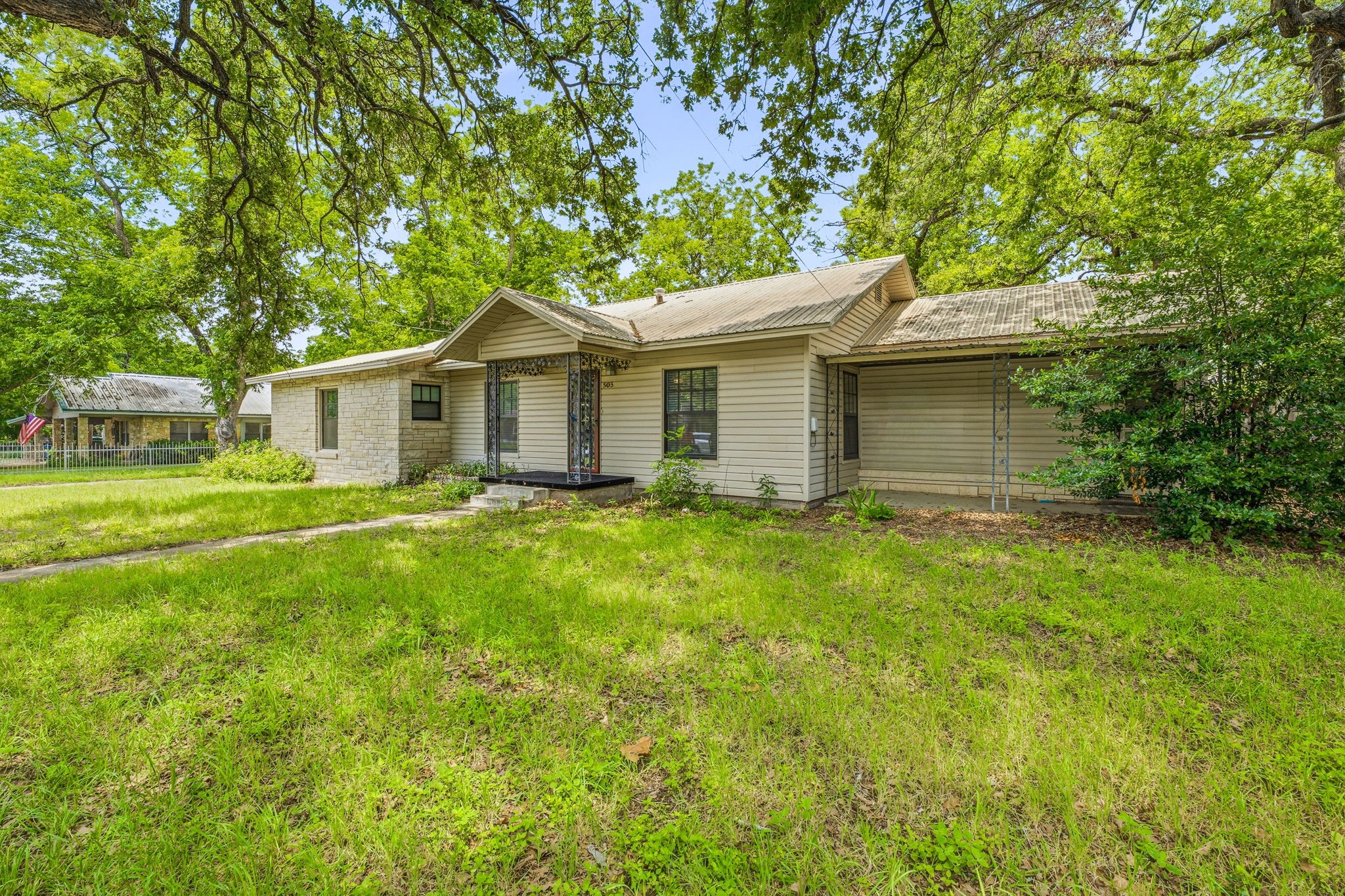 503 W Roberts Street Gorman TX 76454