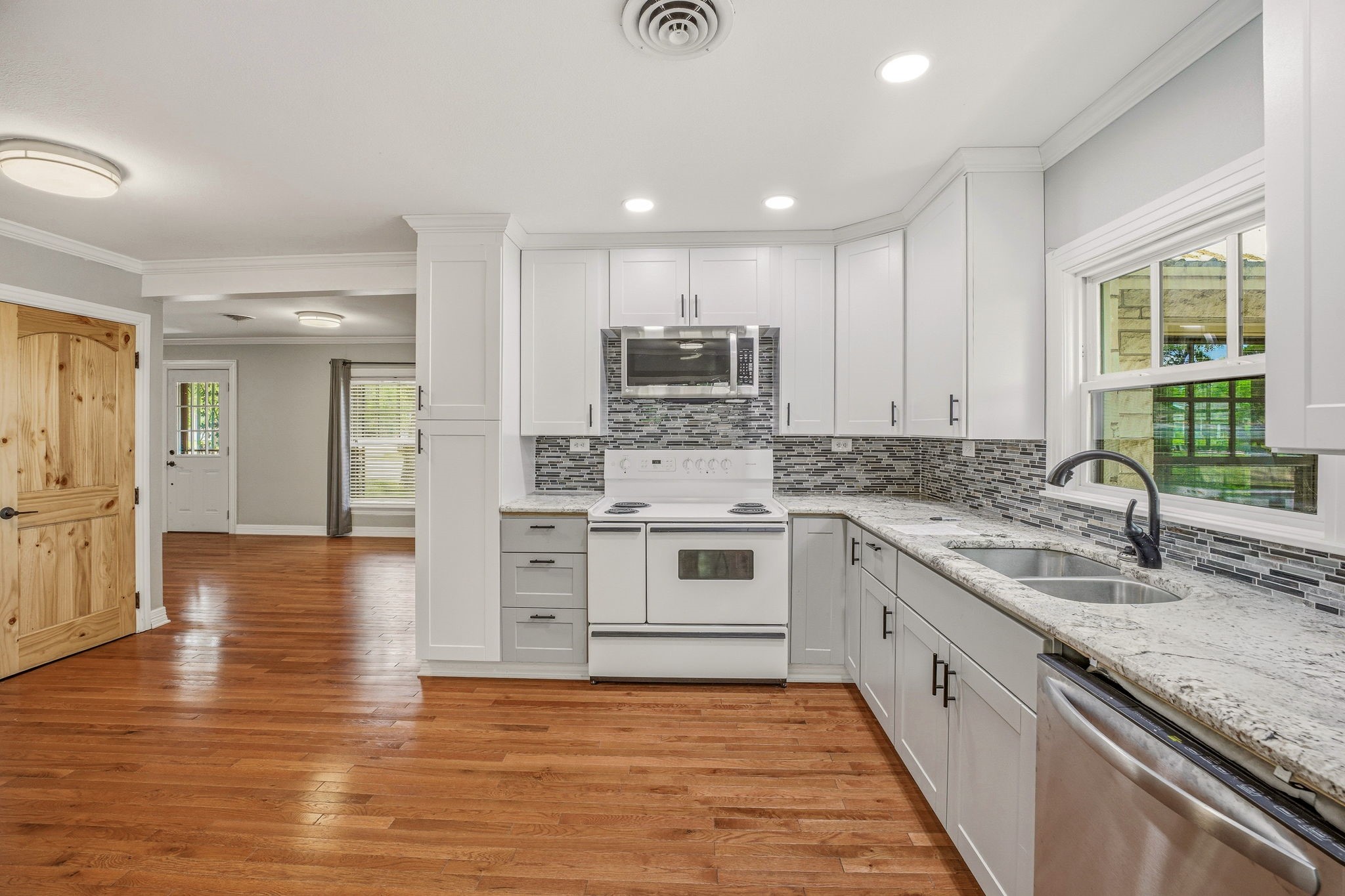 503 W Roberts Street Gorman TX 76454
