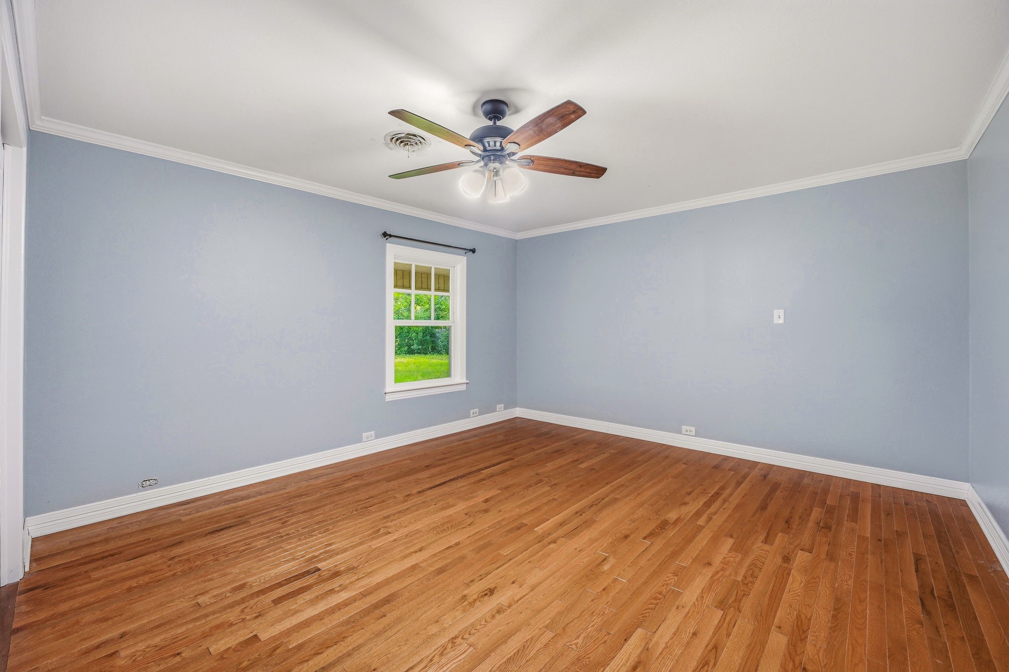 503 W Roberts Street Gorman TX 76454
