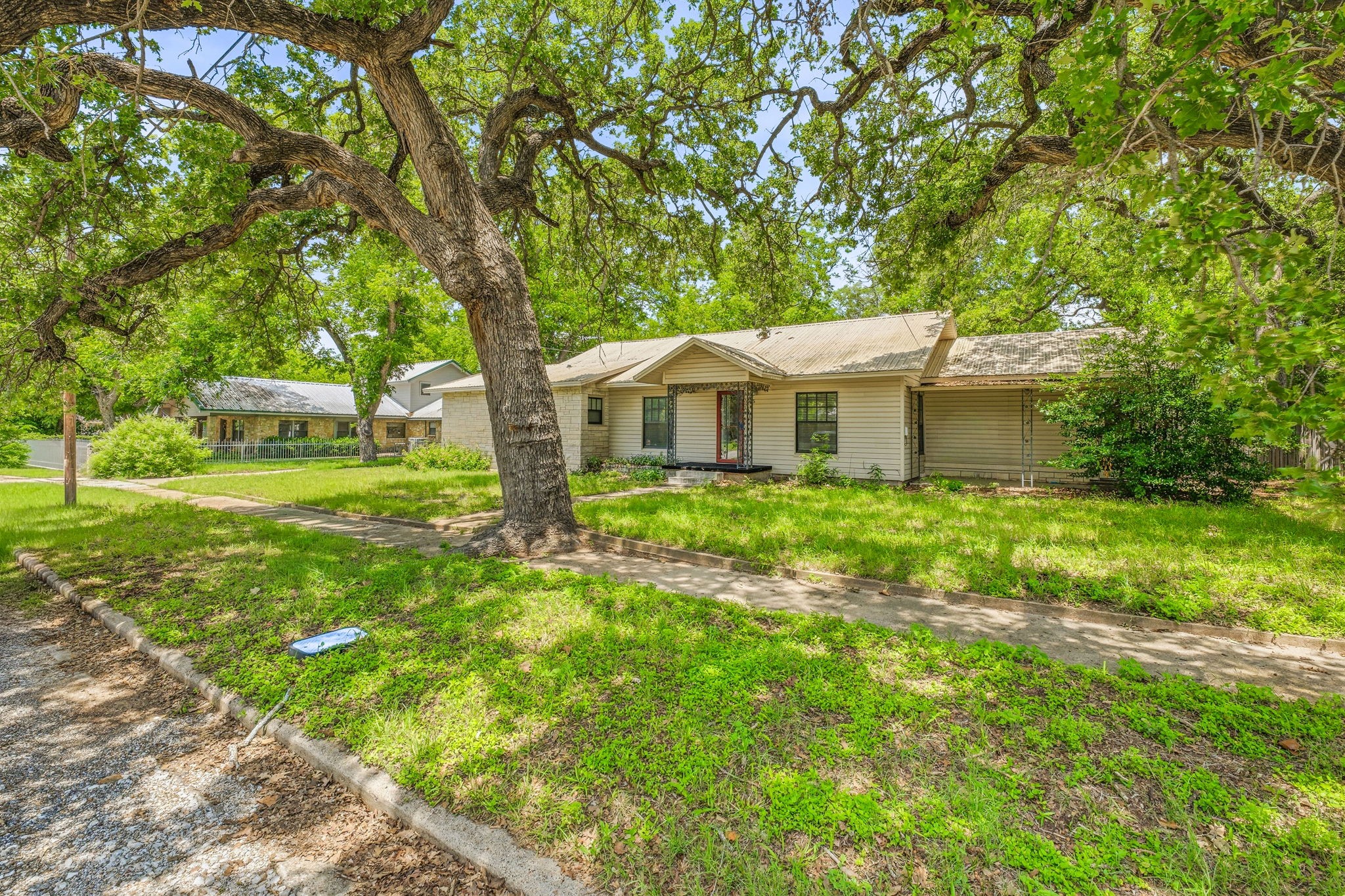 503 W Roberts Street Gorman TX 76454