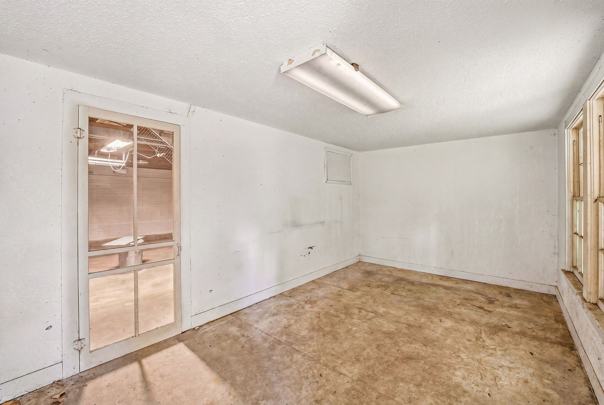 503 W Roberts Street Gorman TX 76454