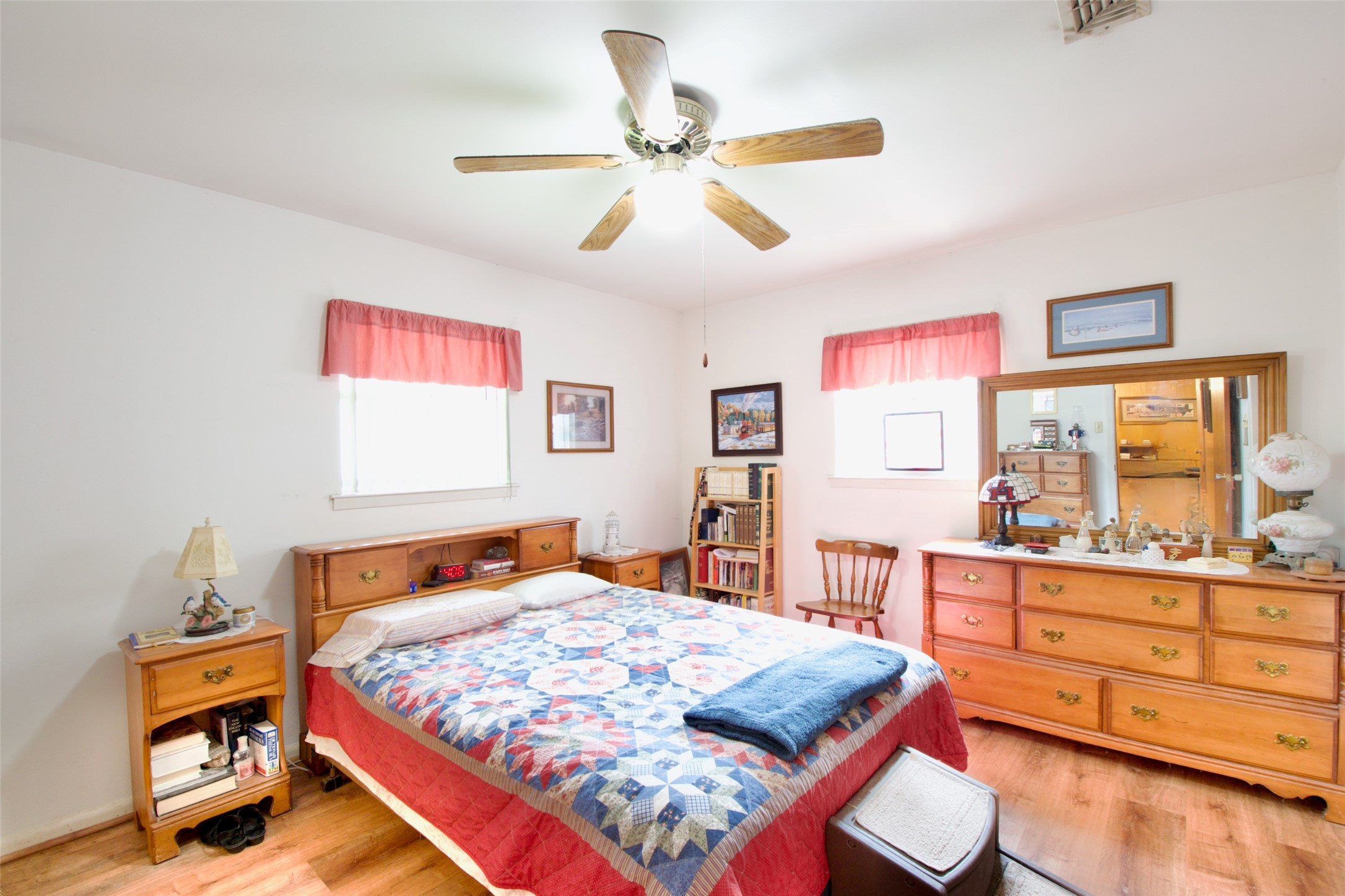 1204 W 21st Street Clifton TX 76634