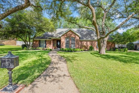 926 Canyon Drive Cleburne TX 76033