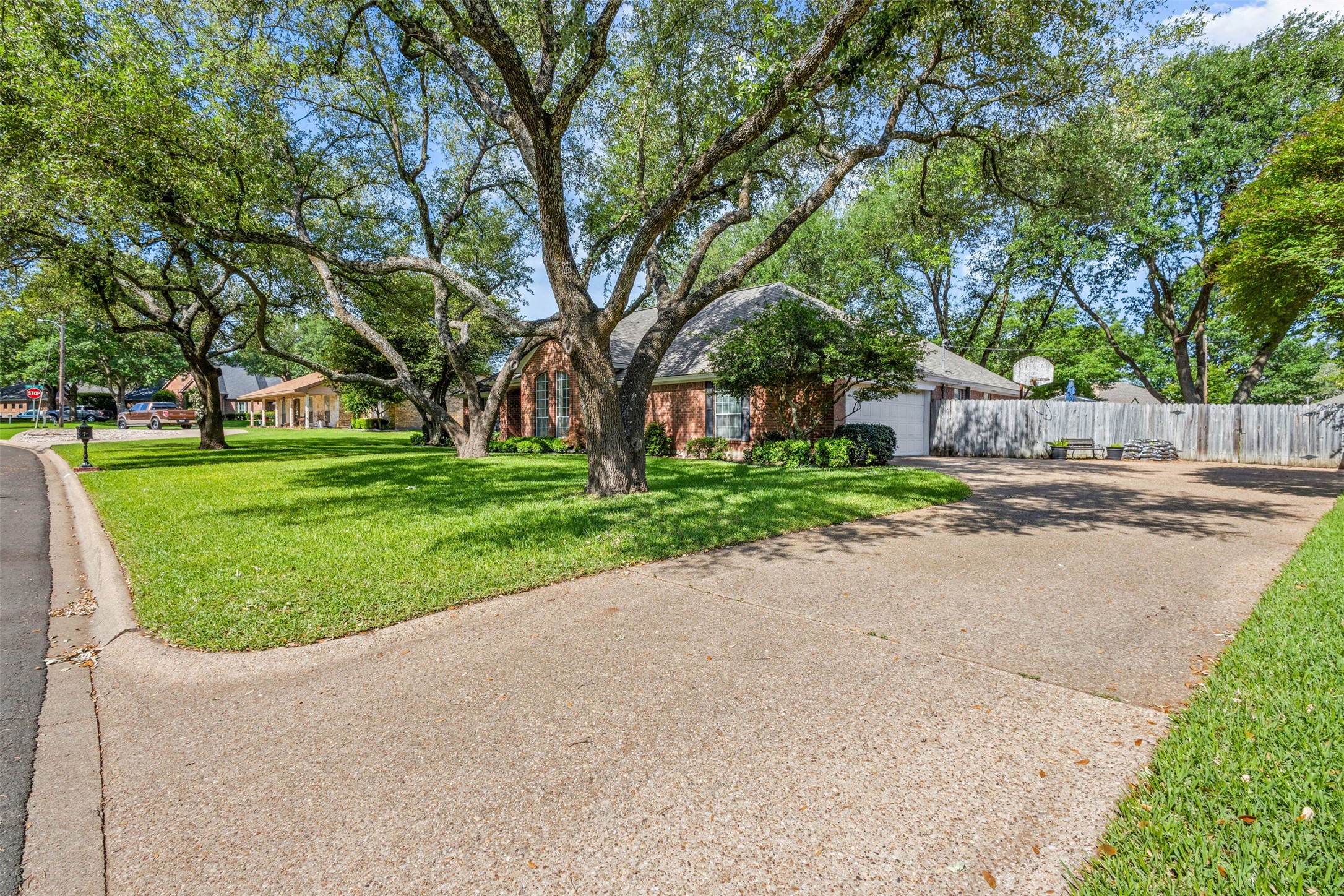 926 Canyon Drive Cleburne TX 76033