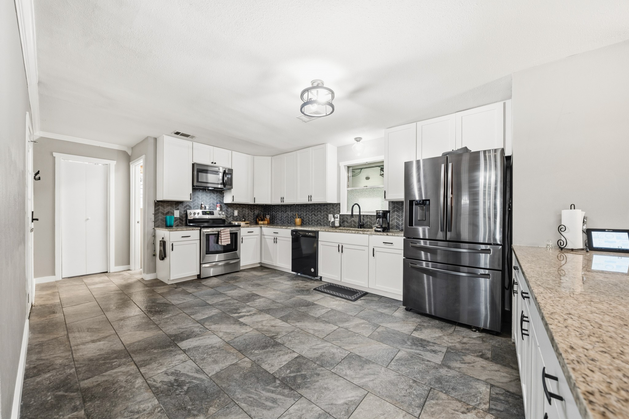 453 Pamela Avenue Waco TX 76705