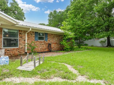 453 Pamela Avenue Waco TX 76705