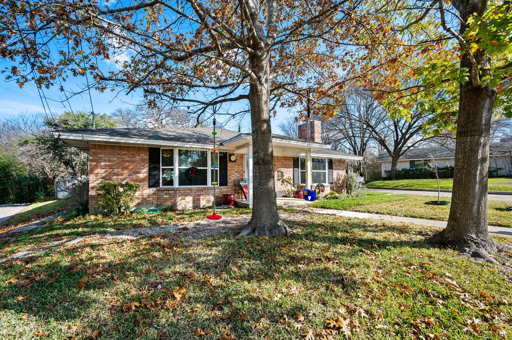 7408 Brentwood Circle Woodway TX 76712