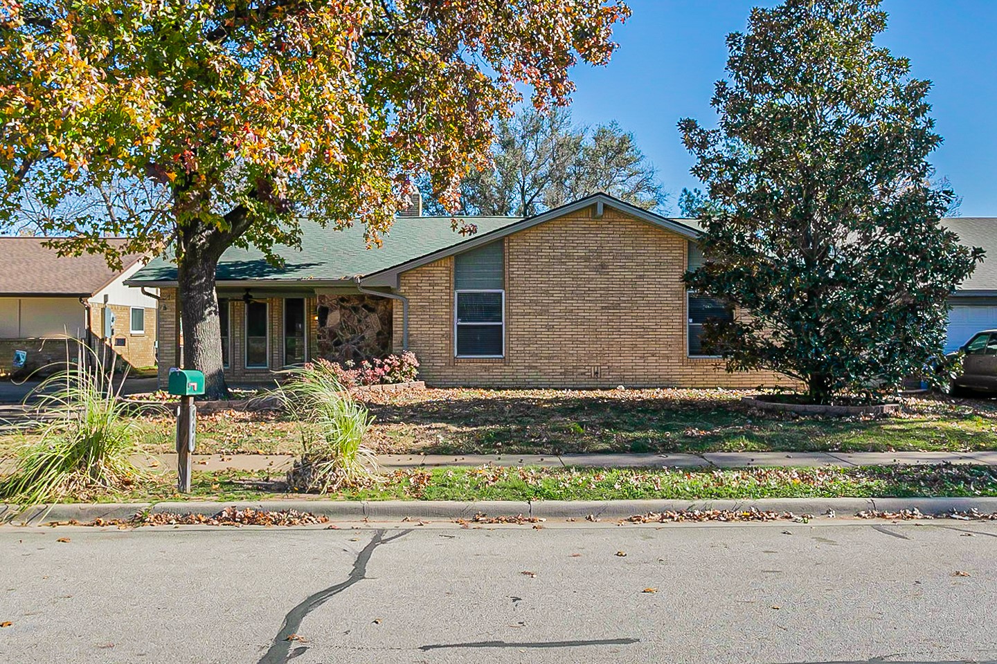 904 Columbus Court Bedford TX 76022