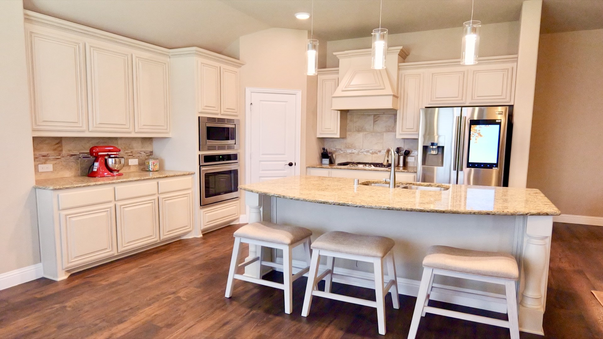 1305 Monticello Drive Burleson TX 76028
