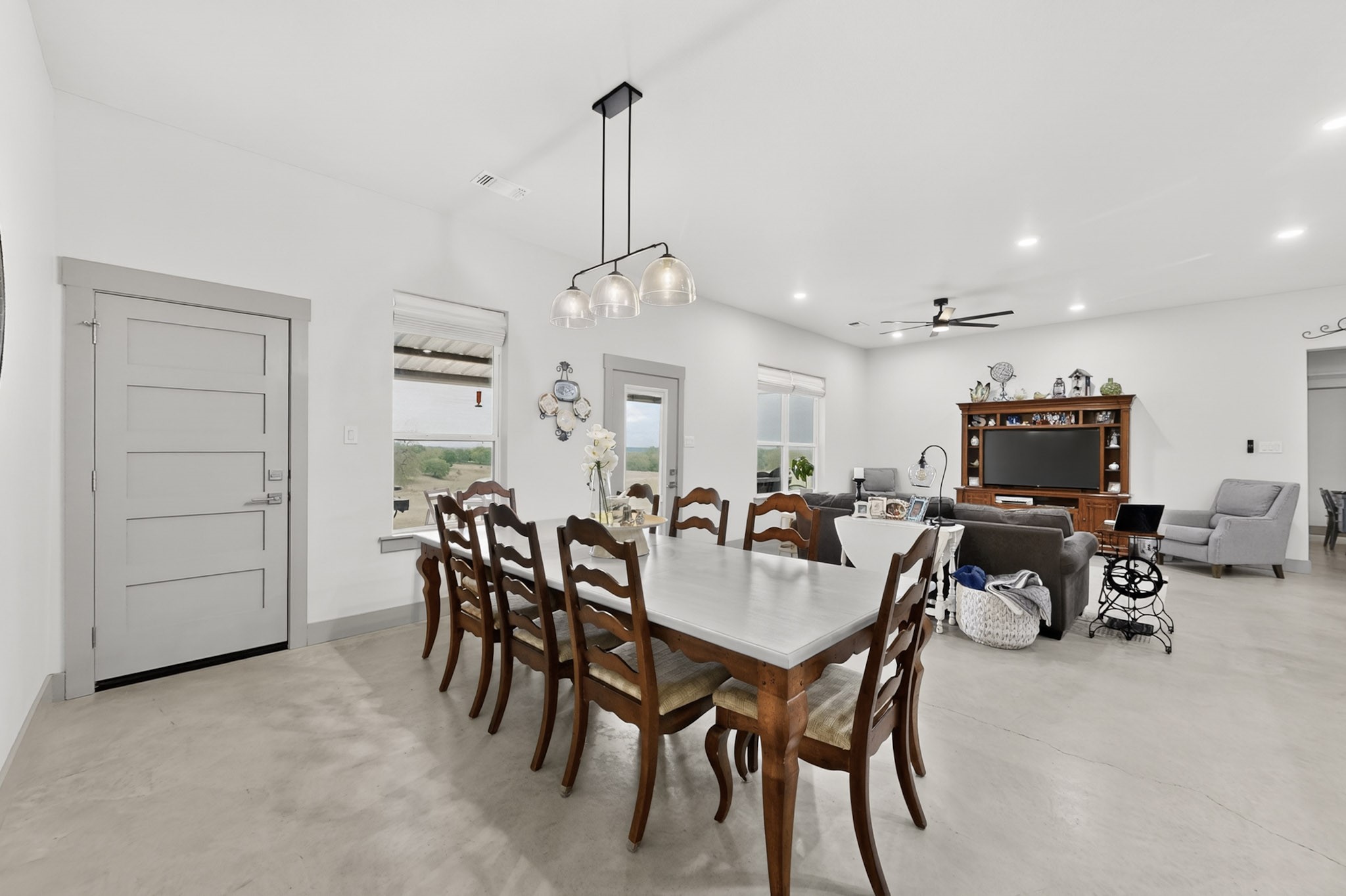 613 Kentucky Town Road Whitewright TX 75491