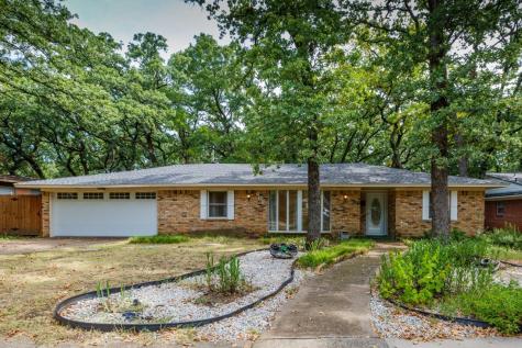 402 Robinhood Drive Irving TX 75061