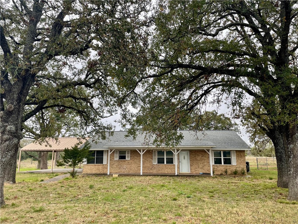 7608 N Highway 14 Kosse TX 76653