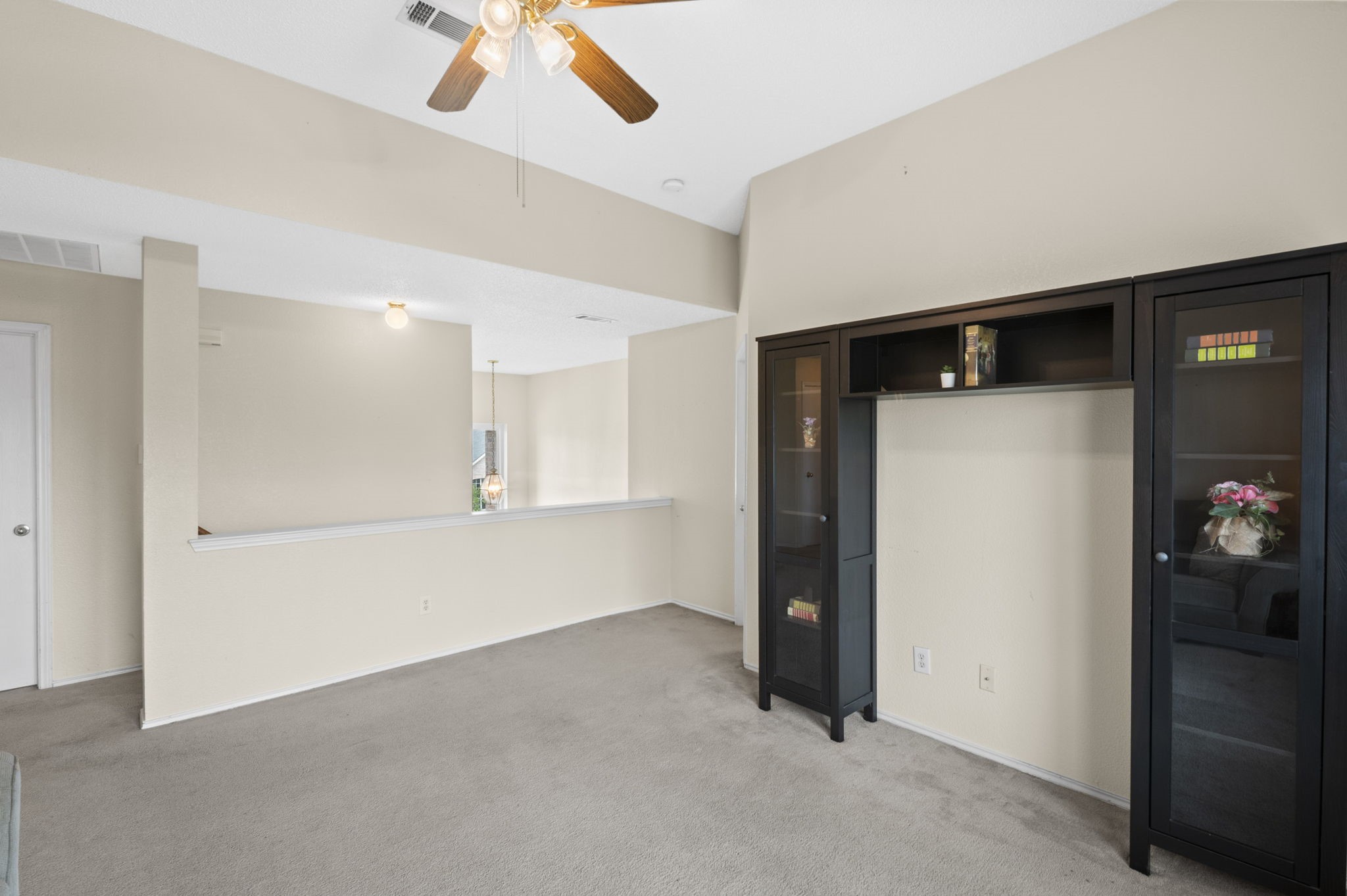 6415 Viking Trail Arlington TX 76001