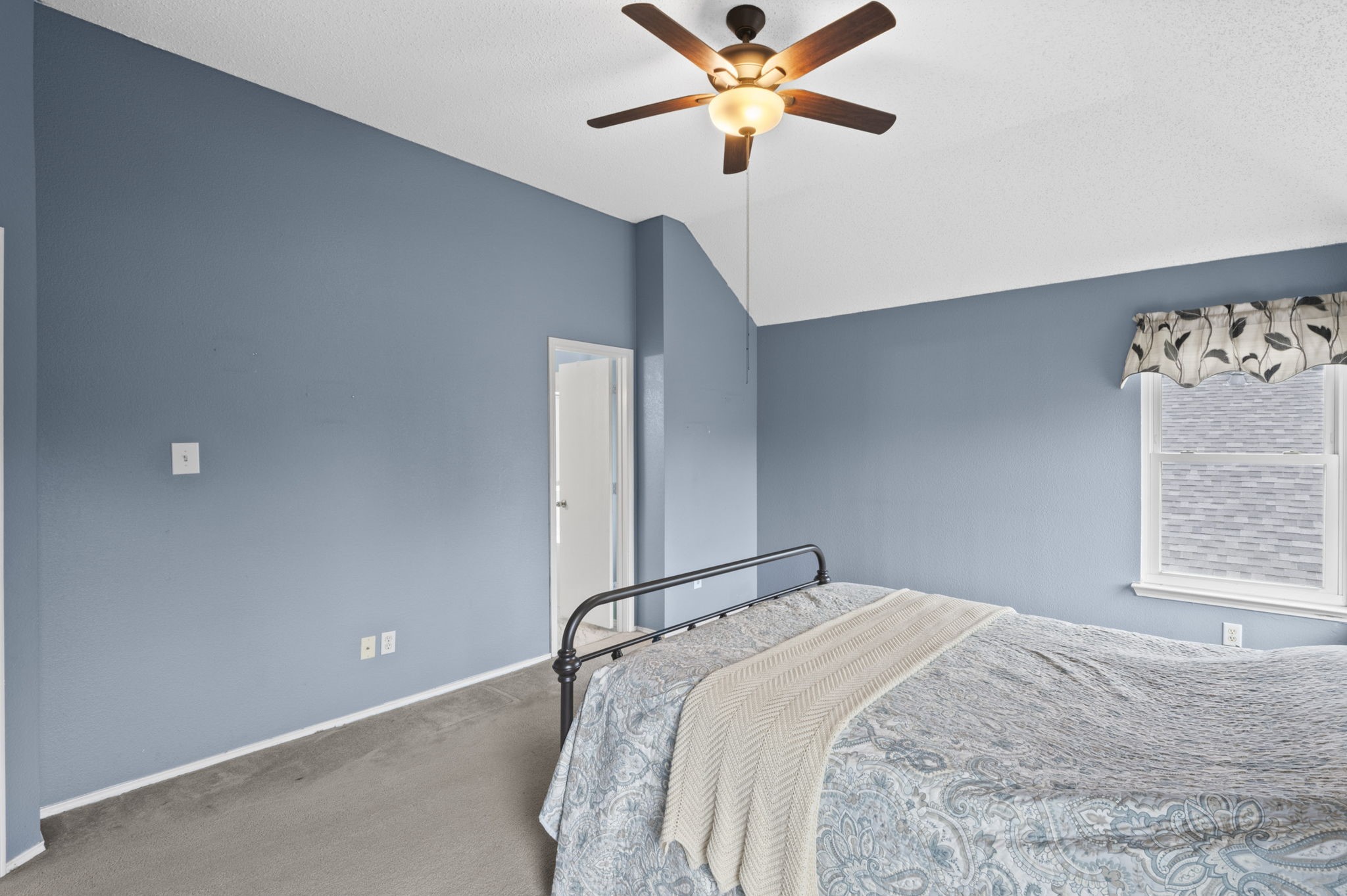 6415 Viking Trail Arlington TX 76001