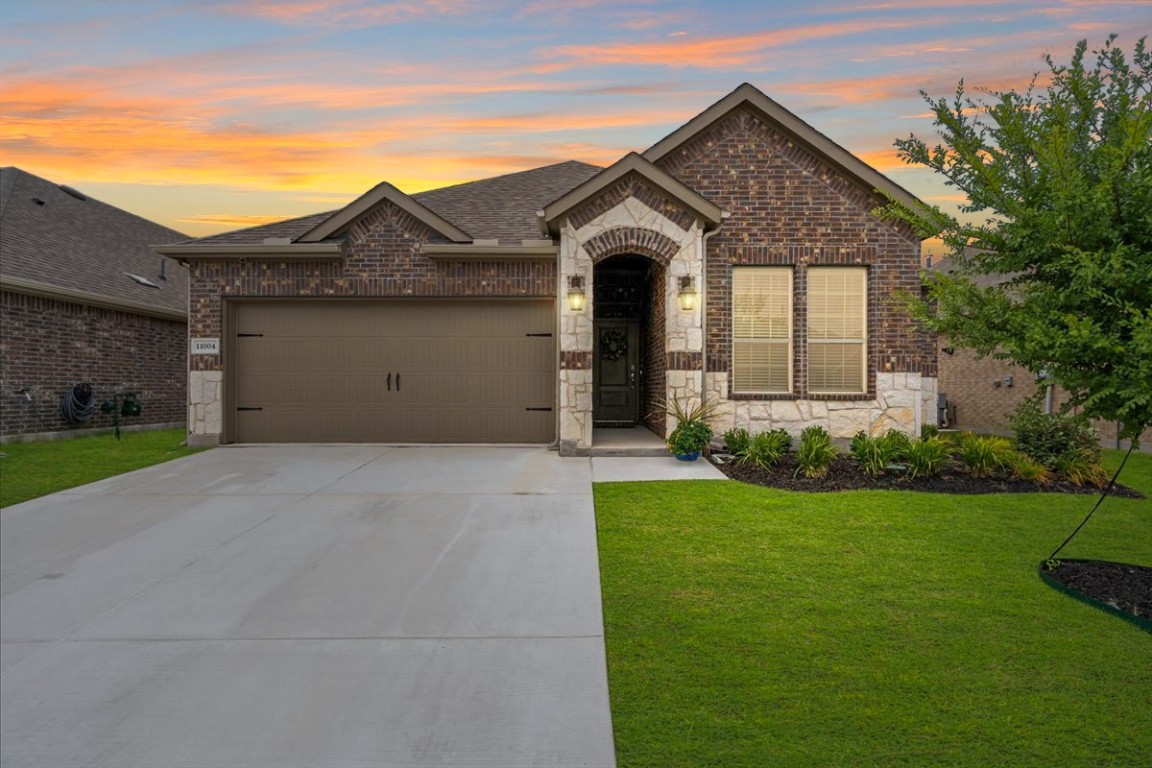 11004 Ranchera Drive Aubrey TX 76227
