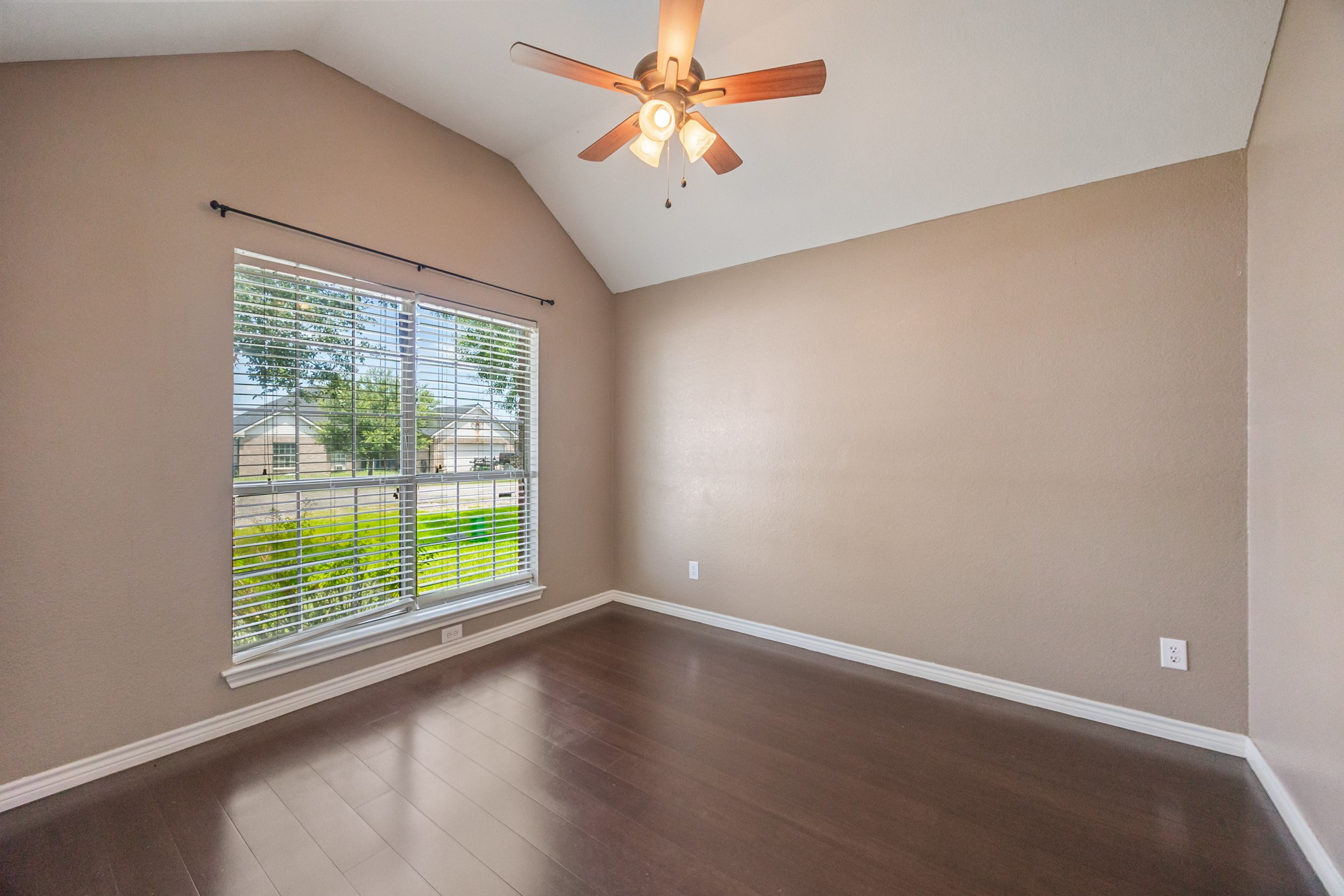 107 Meadowlark Drive Palmer TX 75152