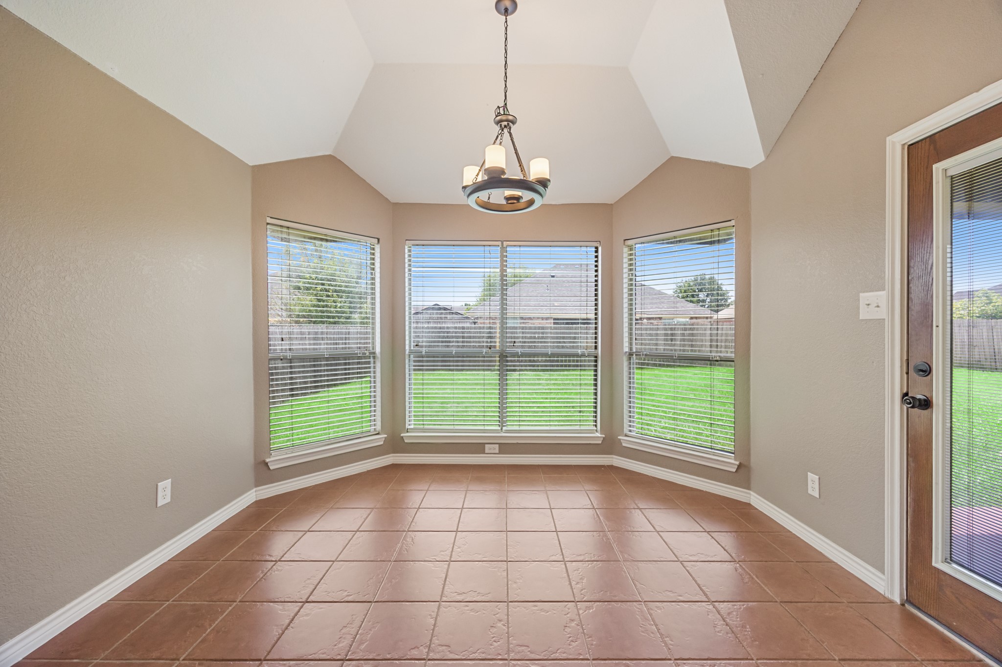 107 Meadowlark Drive Palmer TX 75152