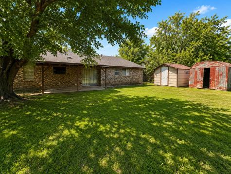 321 NW Wintercrest Road Burleson TX 76028