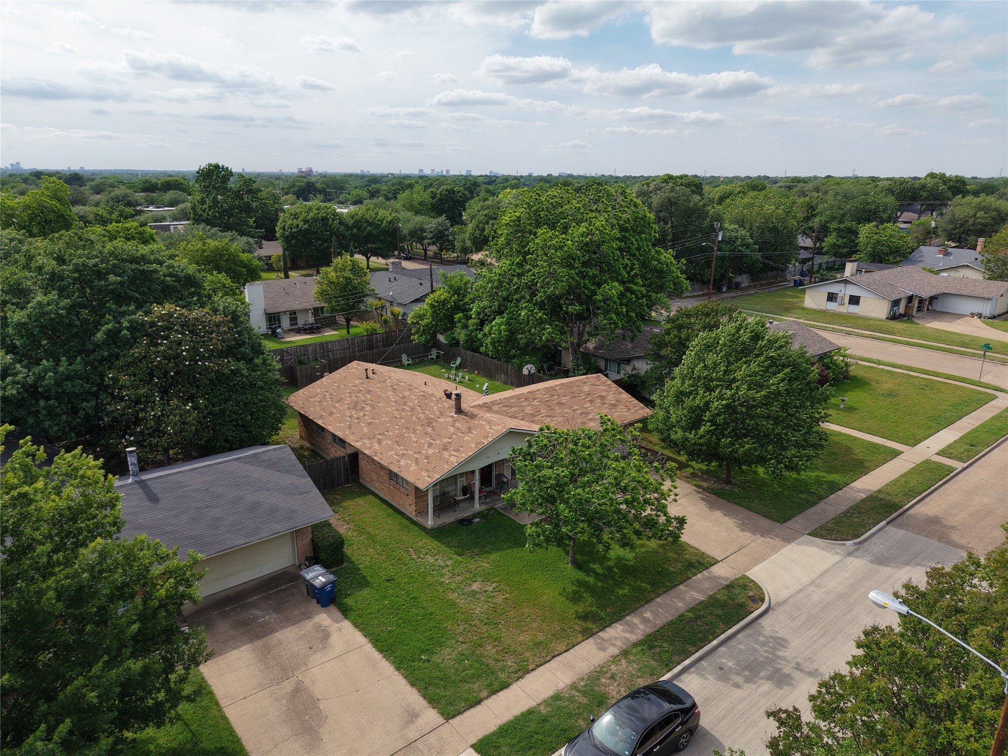2763 Beechmont Drive Dallas TX 75228