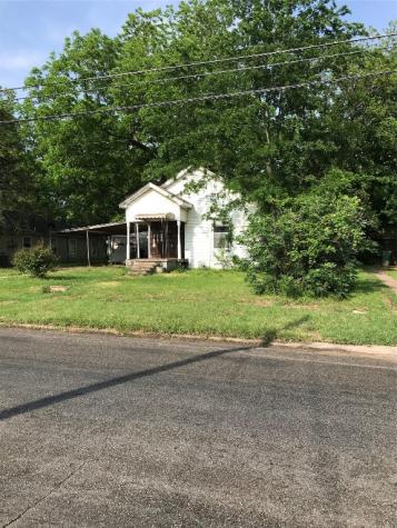902 S Montgomery Street Sherman TX 75090