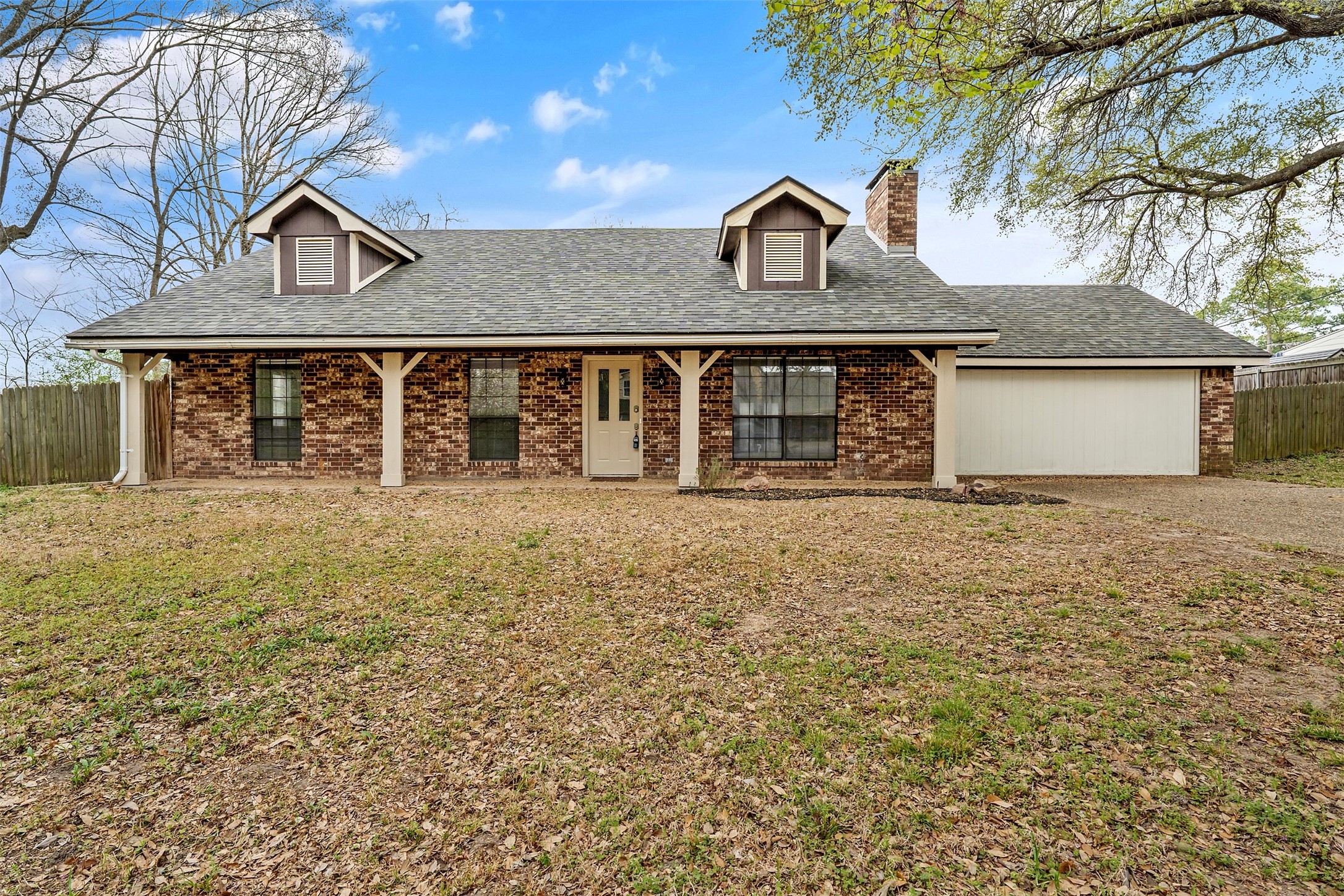 201 Joann Whitehouse TX 75791